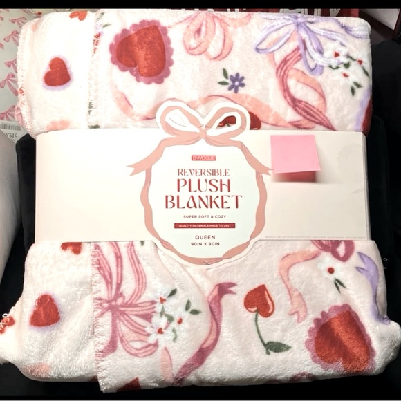 Viral EnVogue Pink bow blanket “bow in love” - Picture 1 of 5